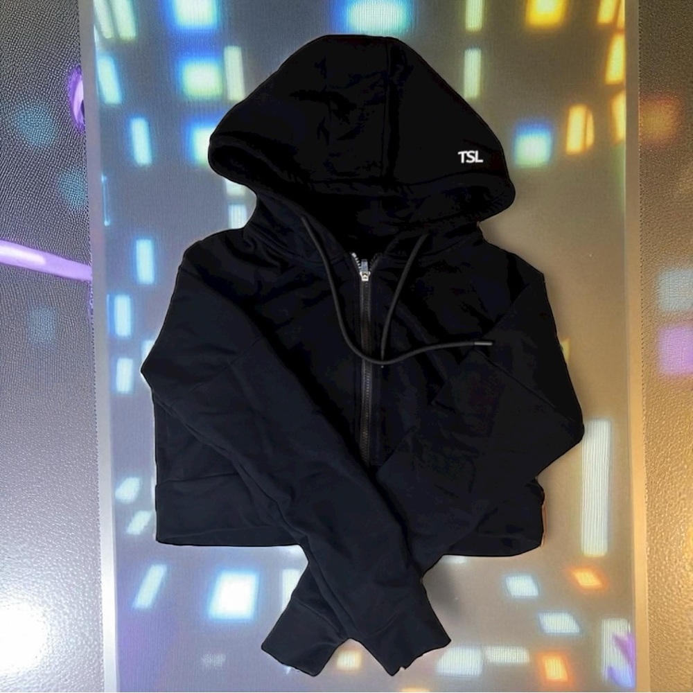 TSL Women’s Solid Black Cropped Zip-Up Hoodie. Size Medium.